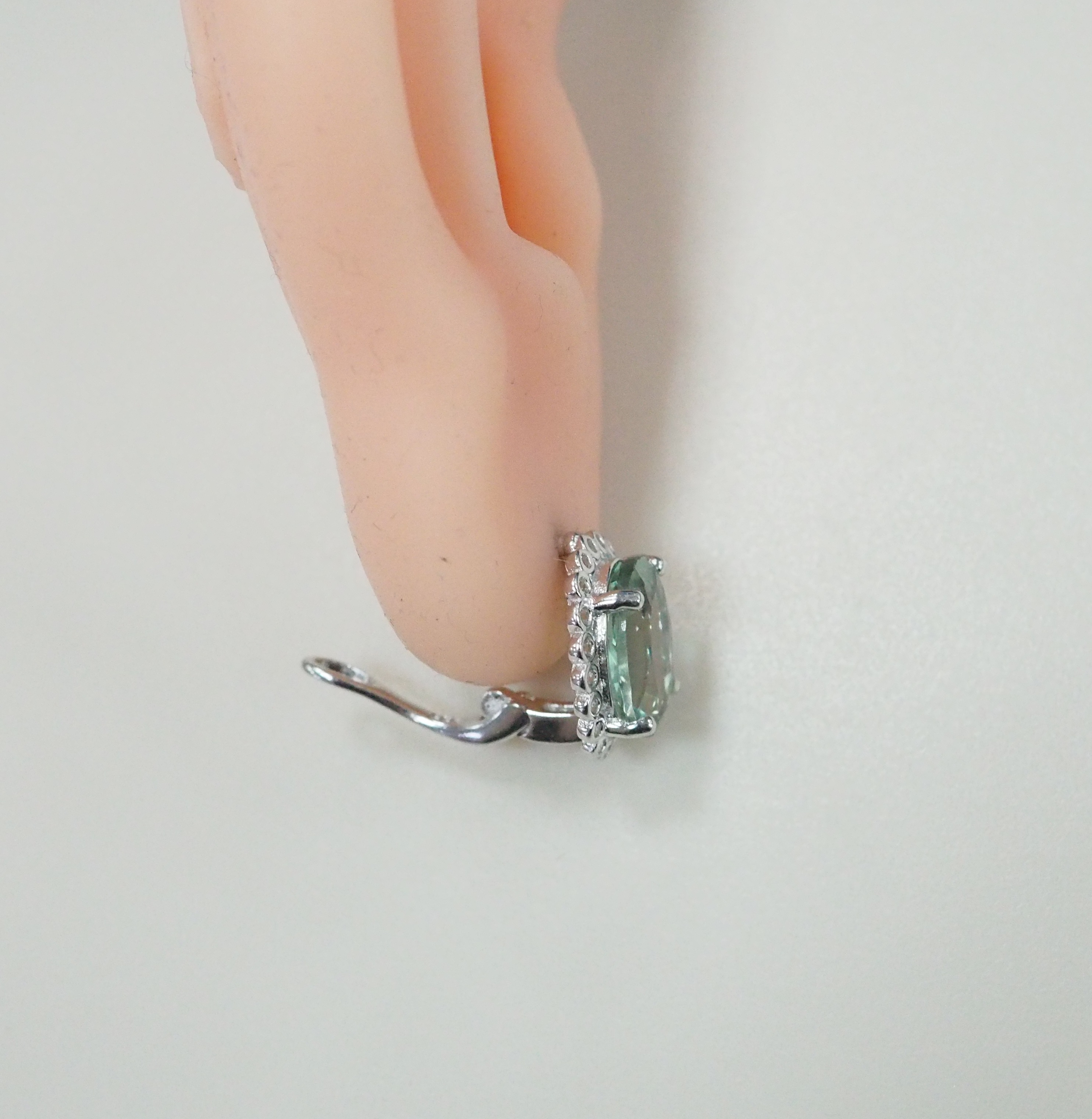 Серебряные серьги с флюоритами